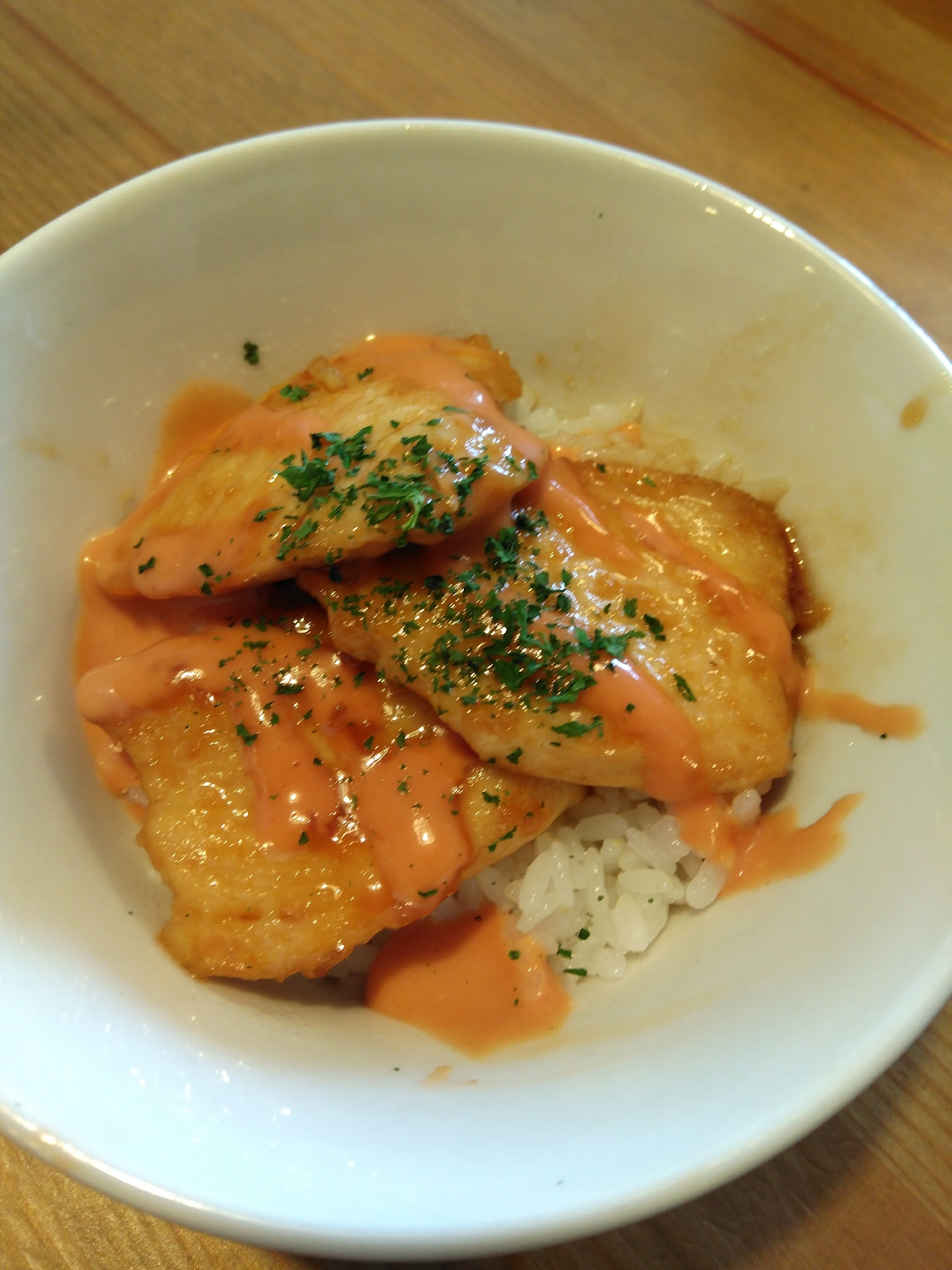 オーロラソースのチキン南蛮丼