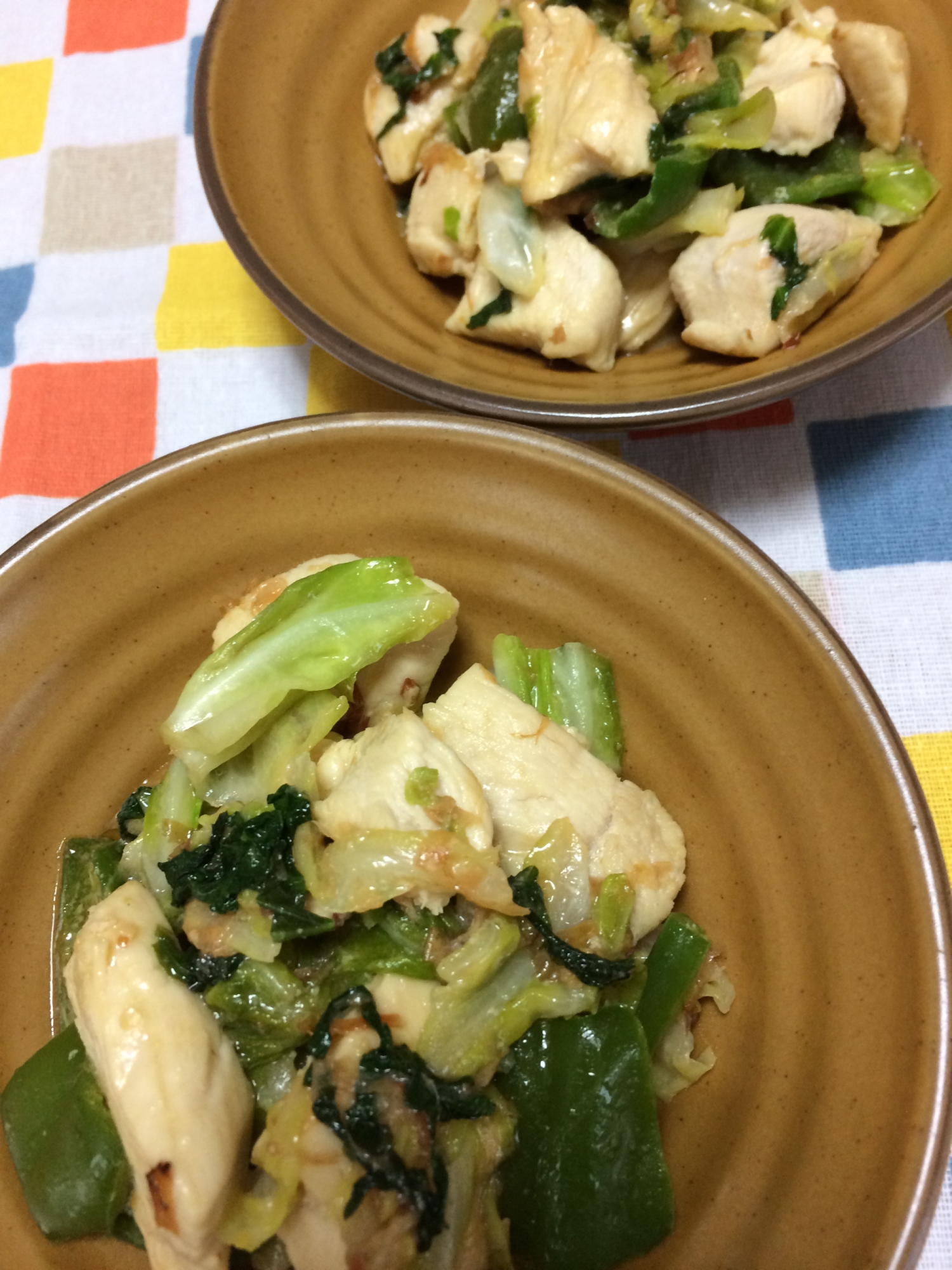 鶏胸肉とキャベツ ピーマンの味噌マヨ炒め