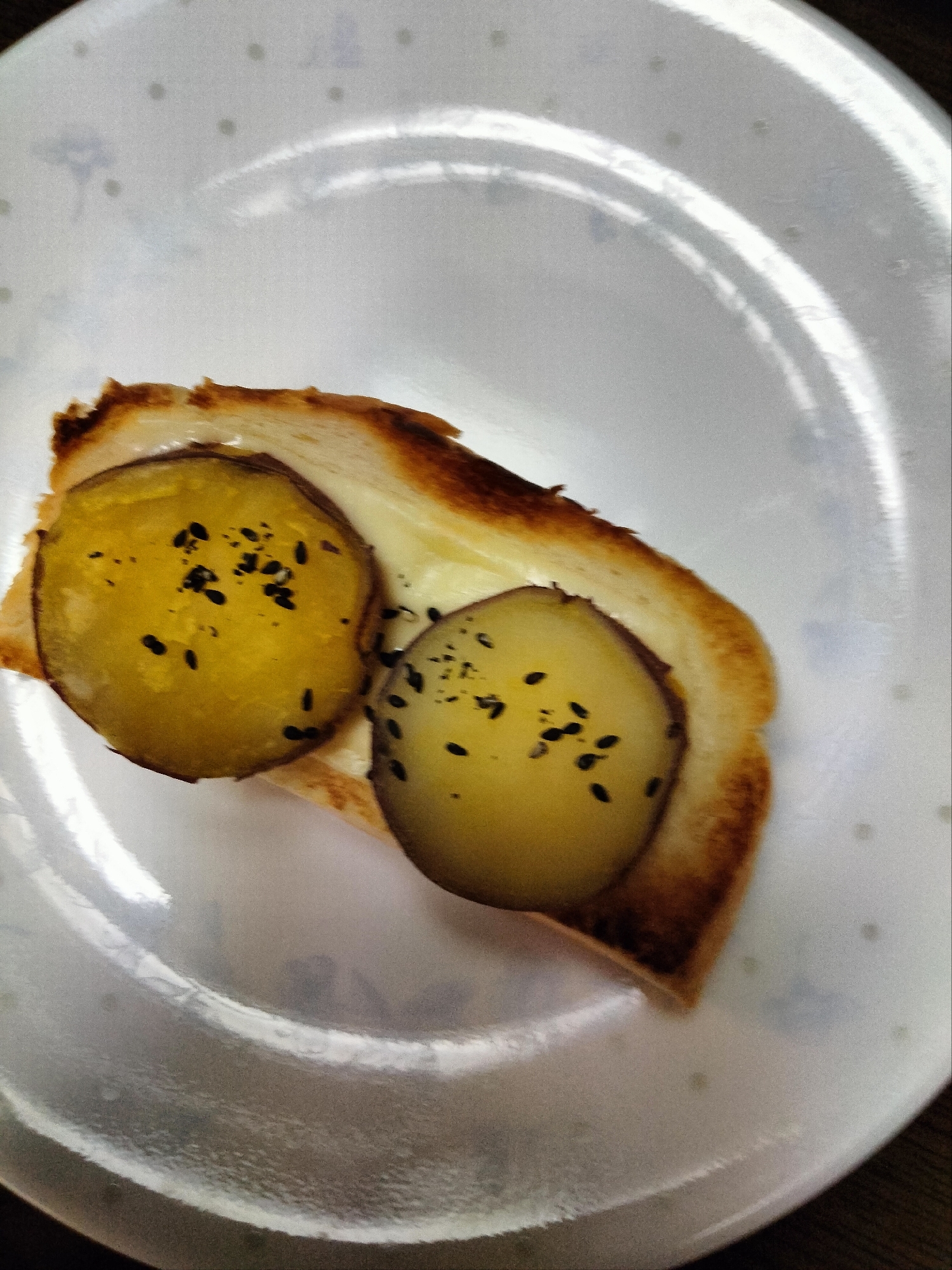 チーズトーストアレンジ さつま芋のせて