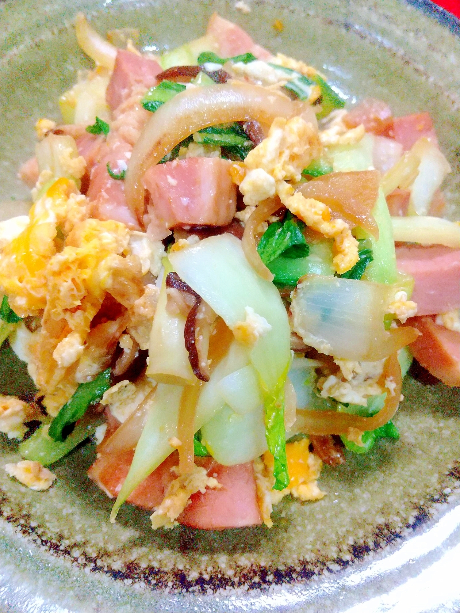 青梗菜、卵のベーコン炒め