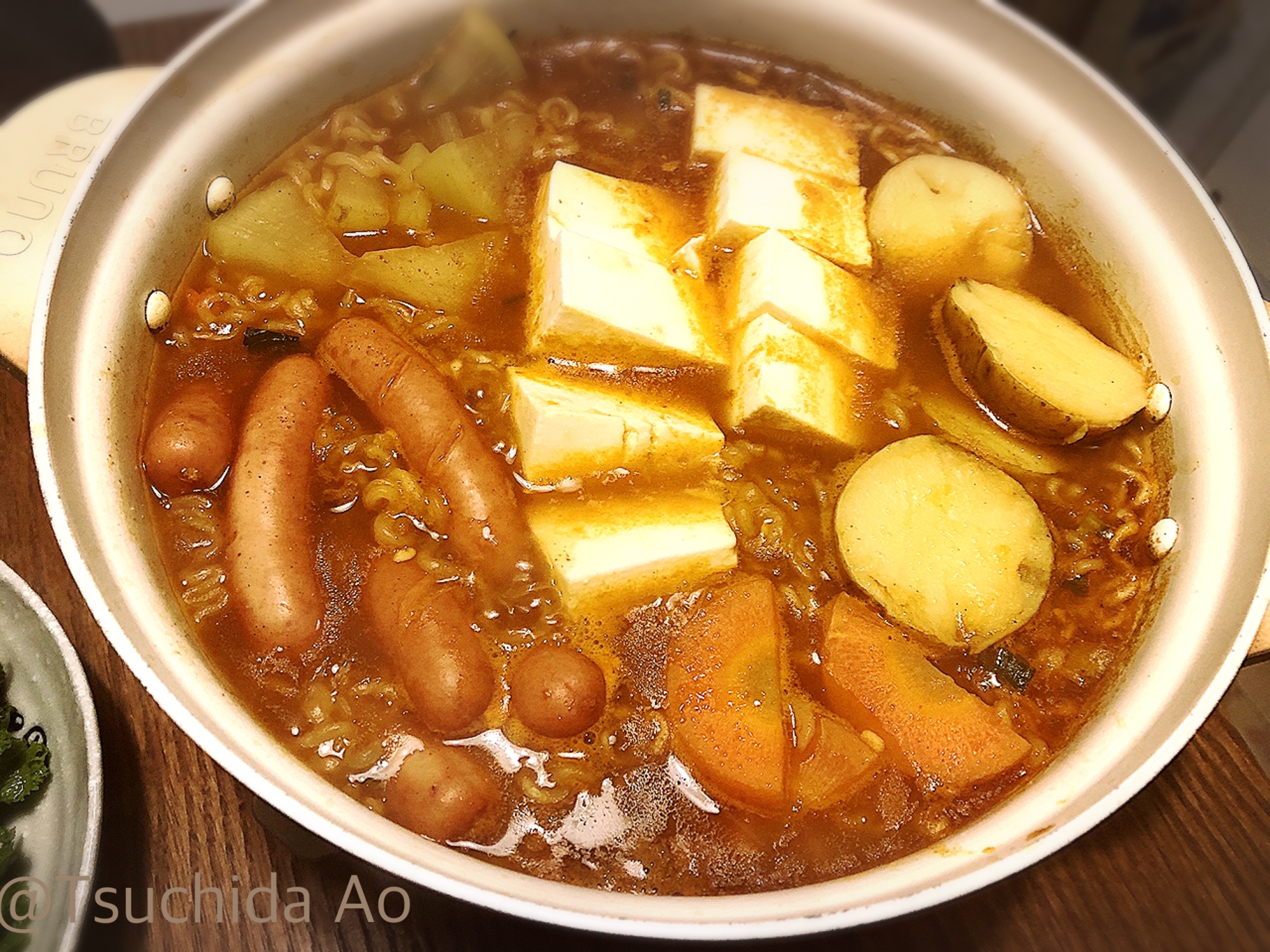 辛い物好きな方にはたまらない 辛ラーメンカレー鍋 レシピ 作り方 By つちだあお 楽天レシピ