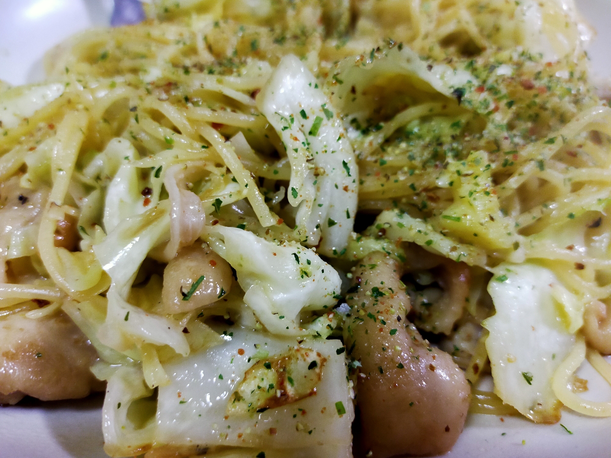 鶏皮キャベツパスタ