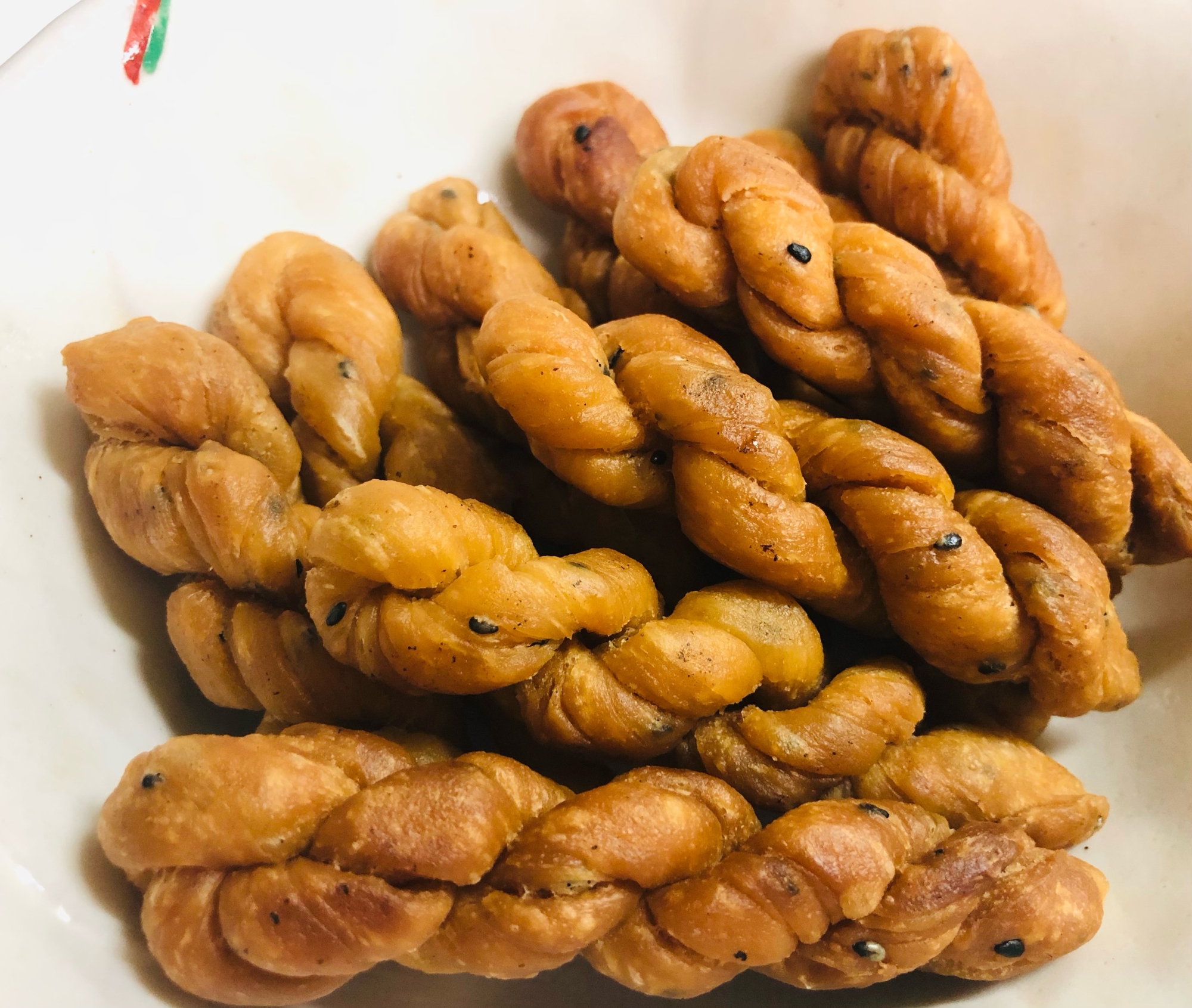 黒ごま入り♡麻花(マファール・よりより)