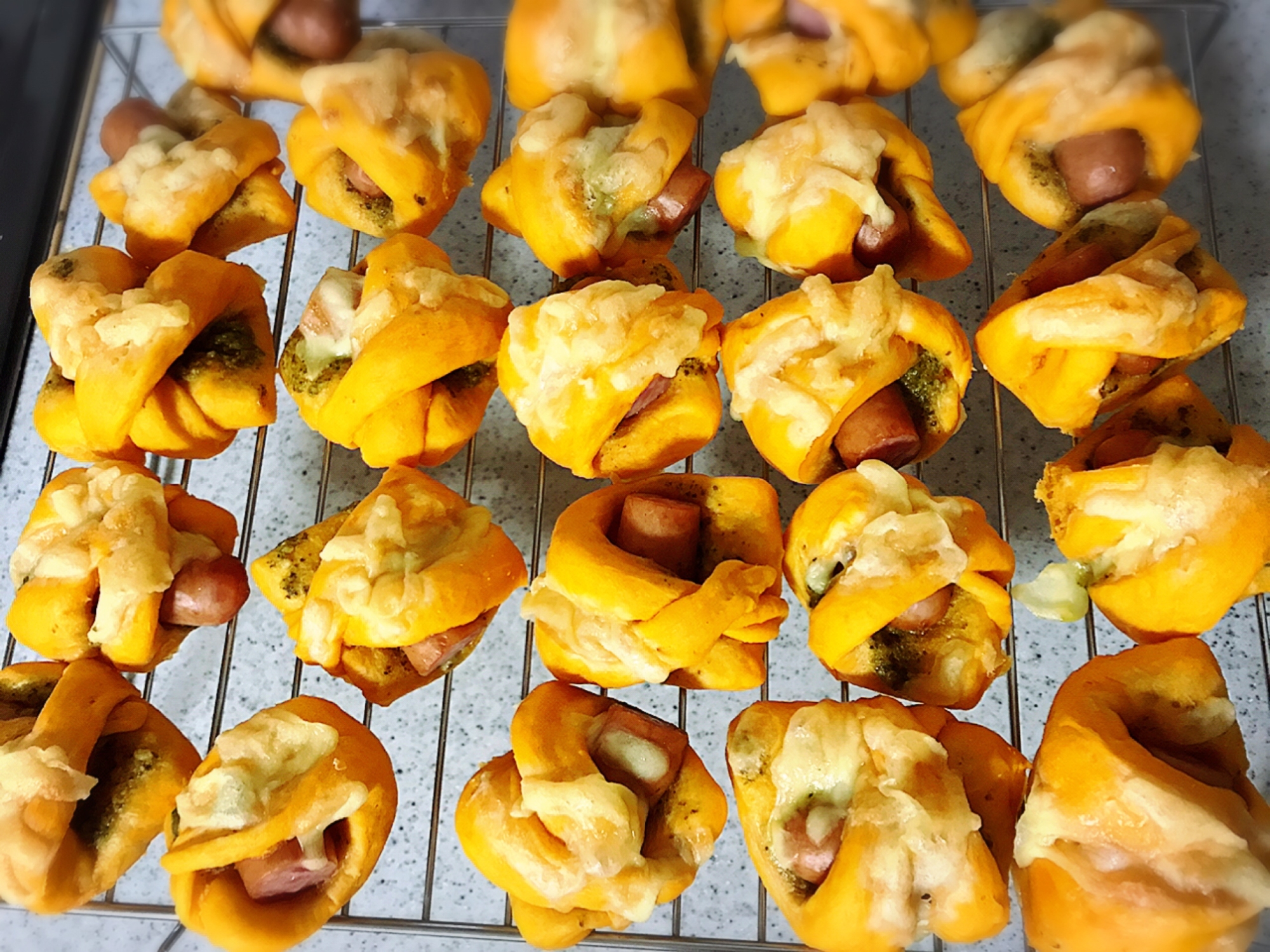 コストコのジェノベーゼが美味しい惣菜パン レシピ 作り方 By かゆタック 楽天レシピ