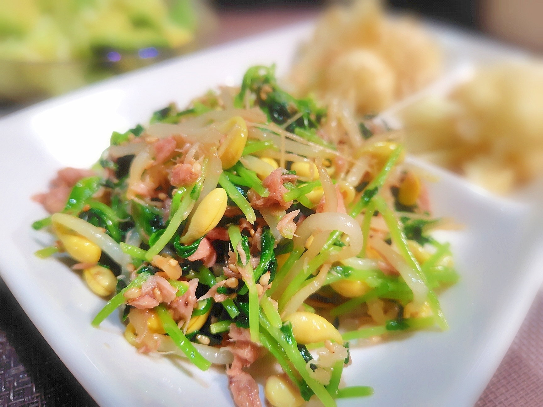 レンジで簡単♡節約♡豆苗と豆もやしの中華風サラダ