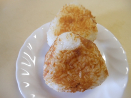 塩麹みそ焼きおにぎり