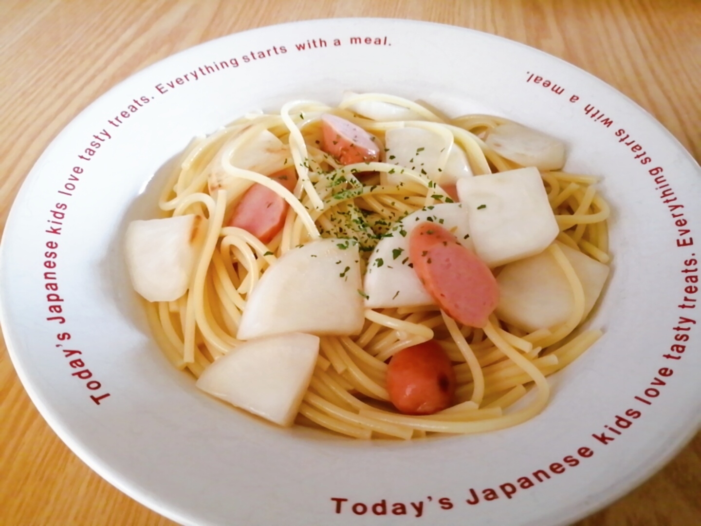 かぶとウインナーのコンソメパスタ