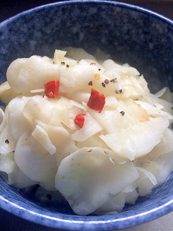 食べ過ぎる ＊＊カブのペペロンチーノ＊＊