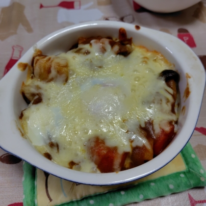 残ったカレーで☆とろとろ卵とチーズの焼きカレー