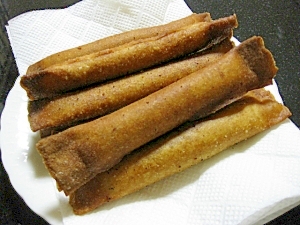 簡単 えびと黒はんぺんのパリパリ春巻き レシピ 作り方 By ぶーちゃん 楽天レシピ