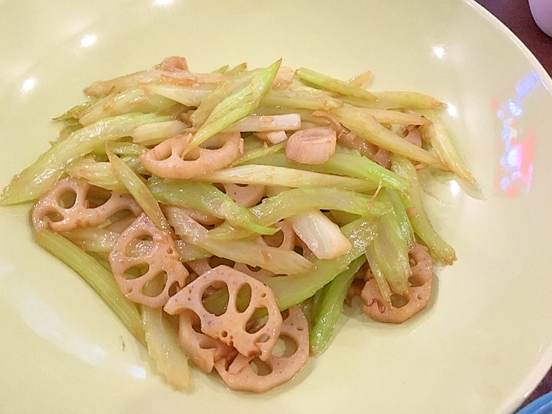 セロリとレンコンのオイスター炒め
