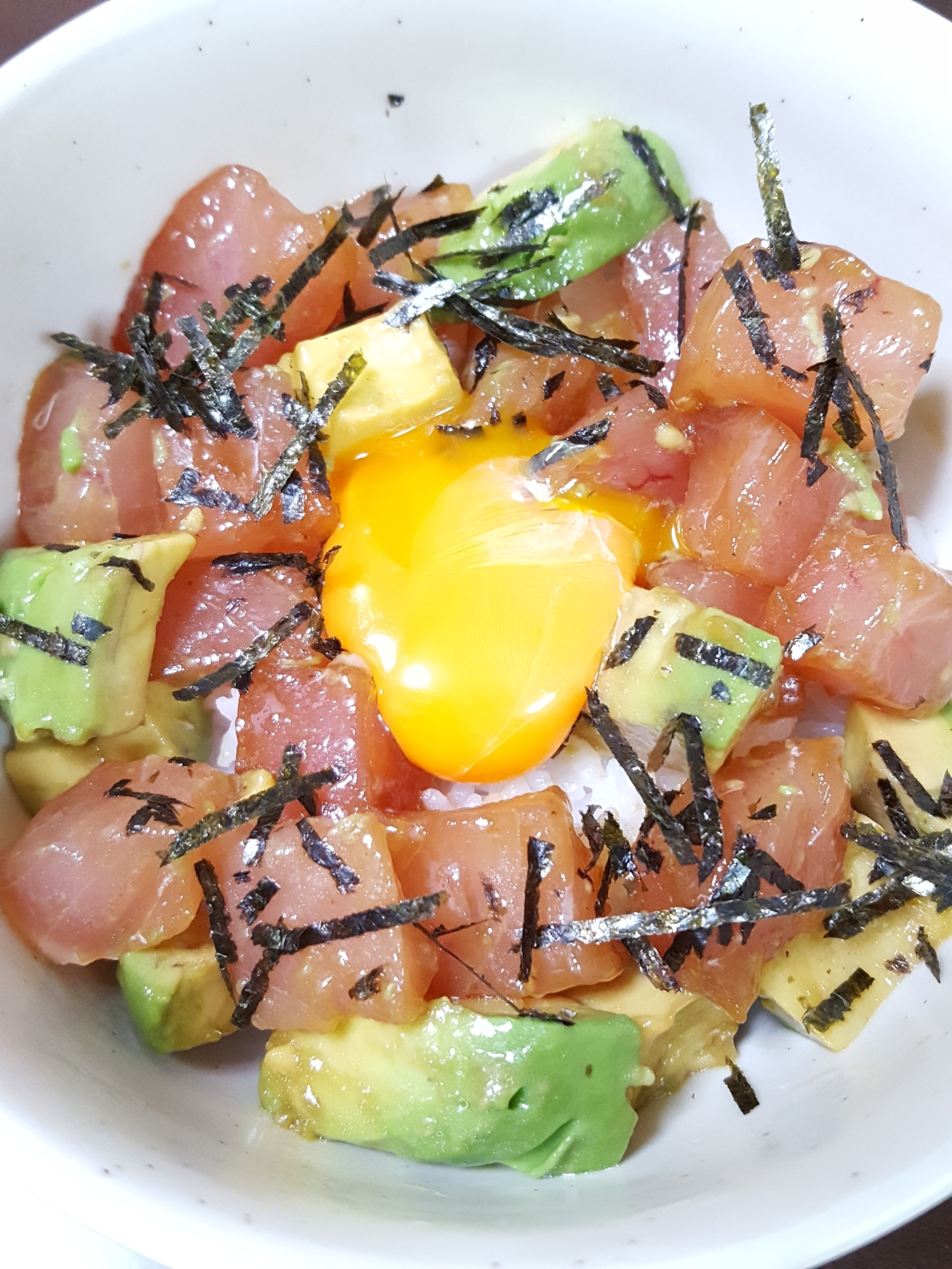 びんちょうまぐろとアボカドのユッケ風 レシピ 作り方 By ピッ君0129 楽天レシピ びんちょうまぐろとアボカドのユッケ風 レシピ 作り方 By ピッ君0129 楽天レシピ