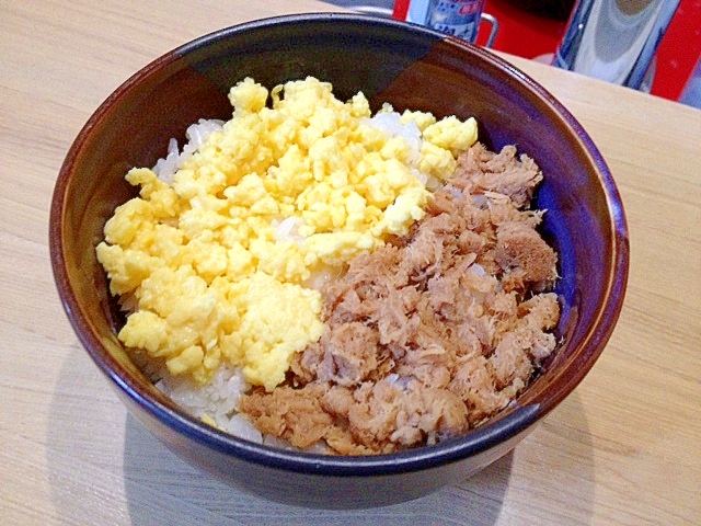 節約＆手軽！ツナ缶で二色丼