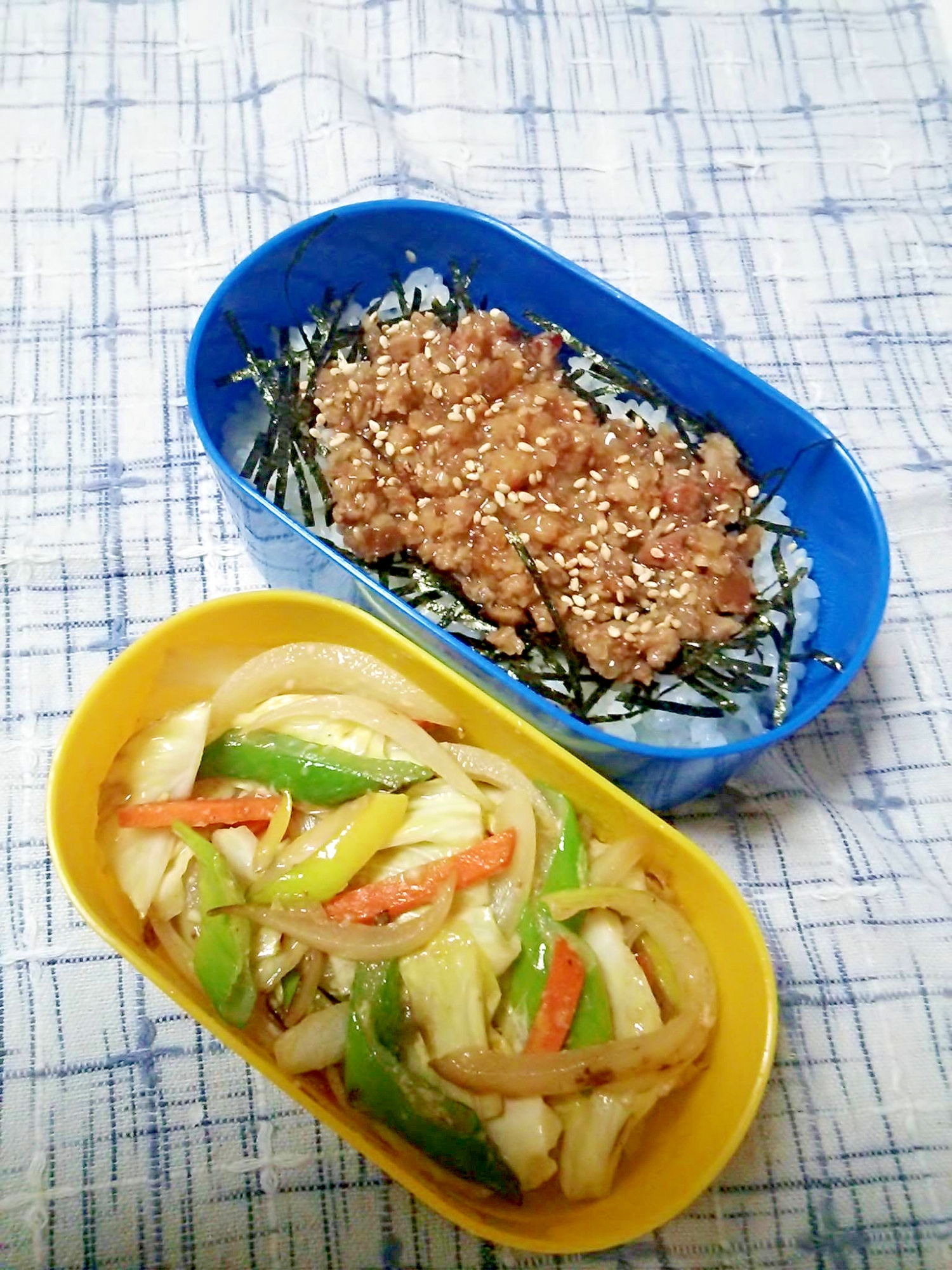 ☆塩麹野菜炒め＆肉味噌飯弁当☆