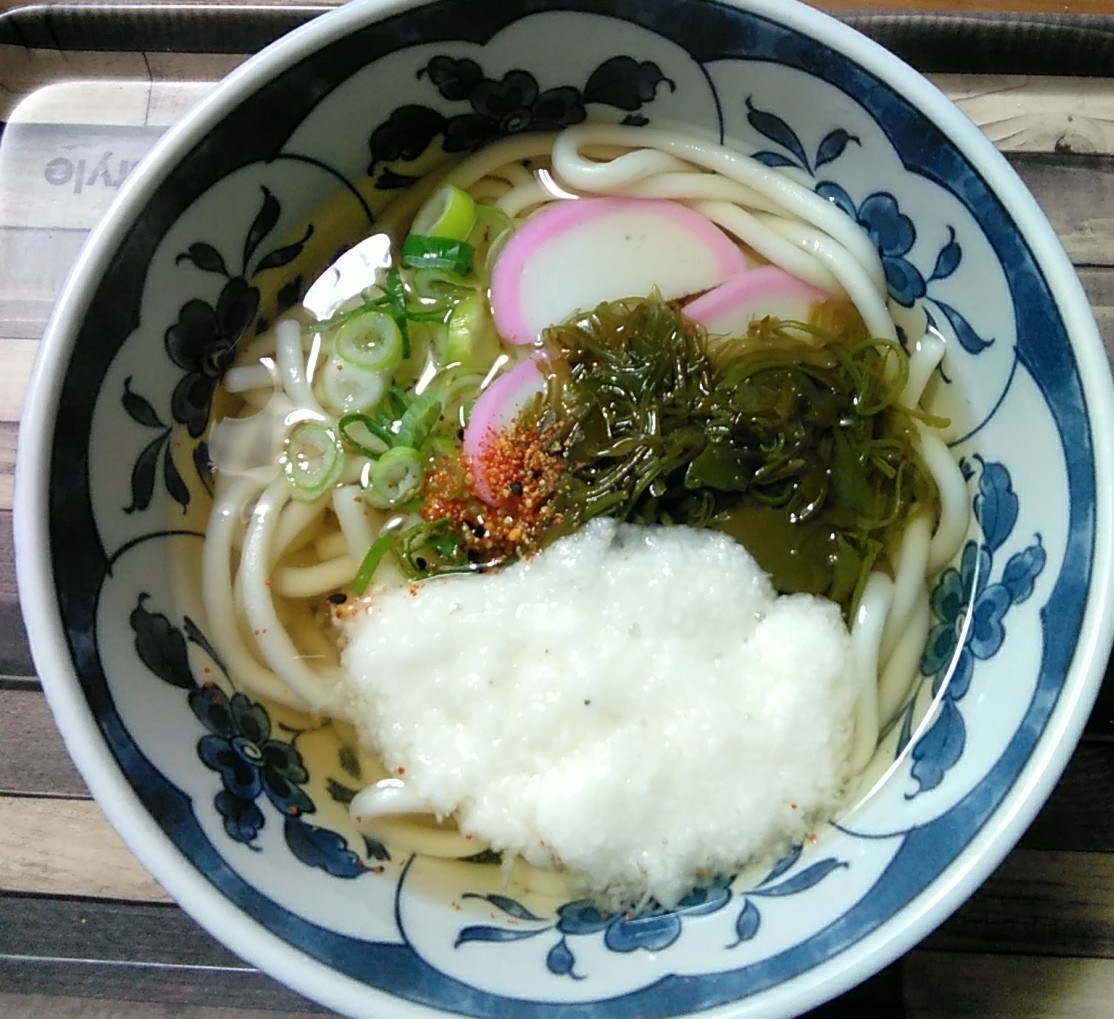 とろっとろ☆めかぶとろろうどん