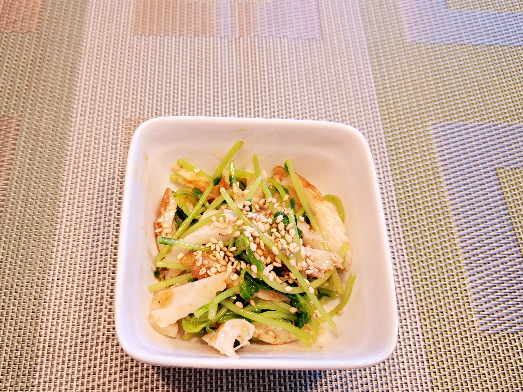 ちくわ と豆苗のナムル オイスターソース風味