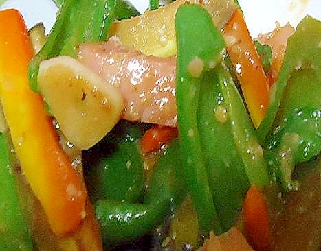 レンジで簡単　ベーコン野菜