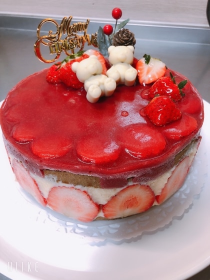 フレジェ風いちごとカスタードムースのケーキ レシピ・作り方 by