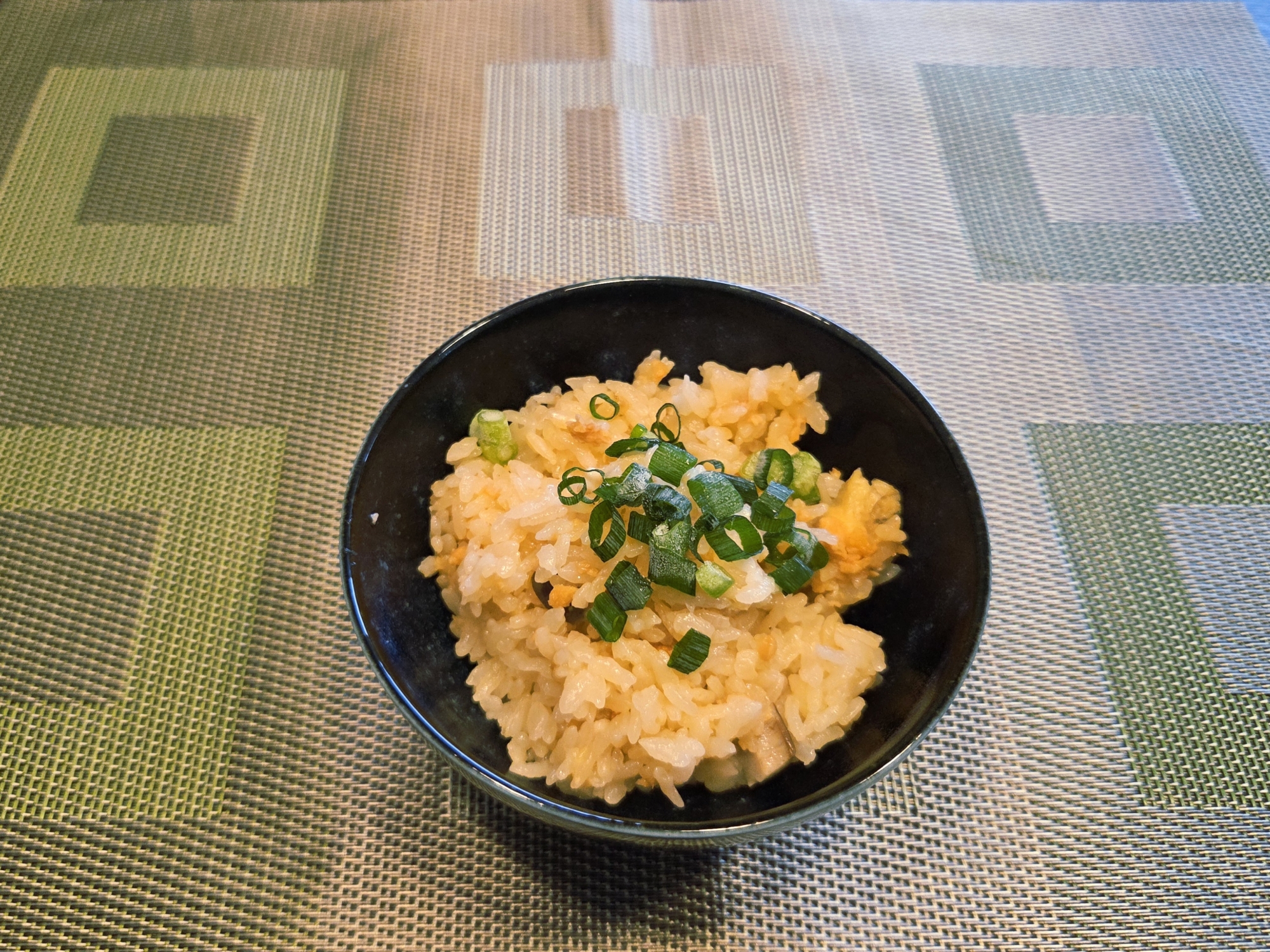 鮭フレークを使って！簡単 炊き込みご飯