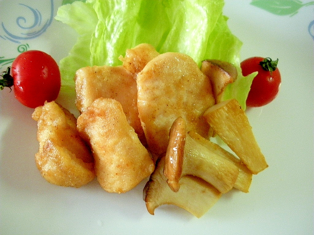 鶏ムネ肉のから揚げと素揚げエリンギ♪