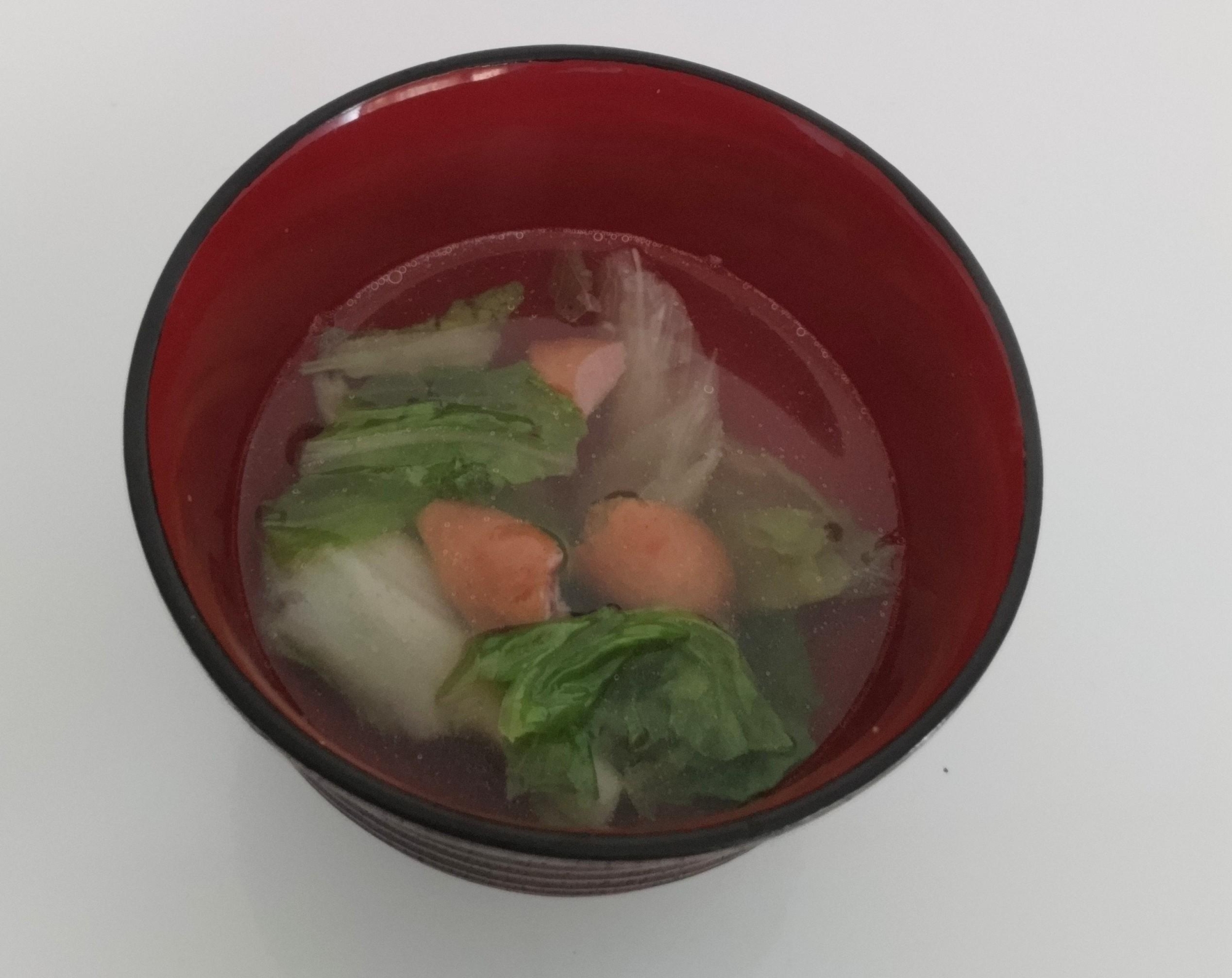 ウインナーレタススープ