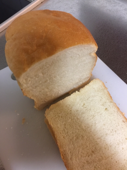 ふわふわで弾力のある美味しいパンができました♪
