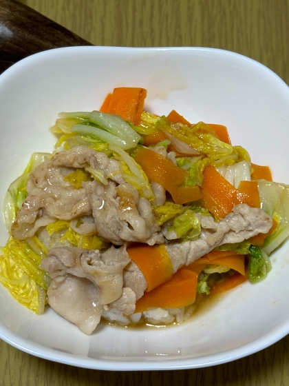 めんつゆで楽ちん！豚肉と白菜人参だけ中華丼♡