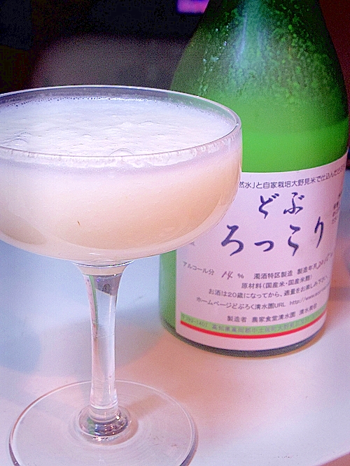 日本酒カクテル、梨とどぶろくで大人のスムージー