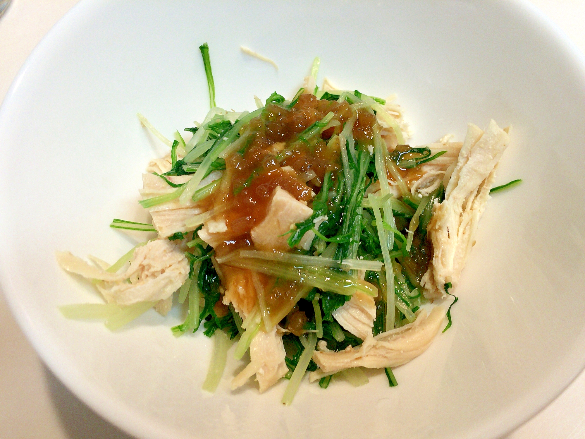 さっぱりヘルシー☆水菜と鶏胸肉の簡単サラダ
