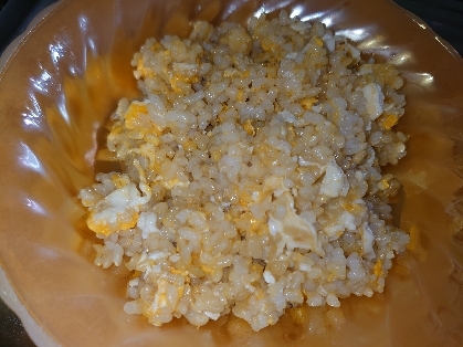 玄米ご飯でパラパラ卵チャーハン