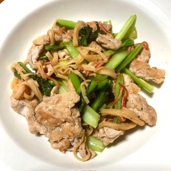 ホウレン草豚コマ炒め