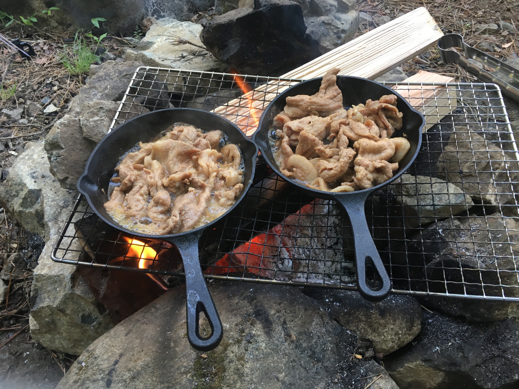 スキレットキャンプ飯 ゆるキャン ロマン編 レシピ 作り方 By Chinta 楽天レシピ スキレットキャンプ飯 ゆるキャン ロマン編 レシピ 作り方 By Chinta 楽天レシピ