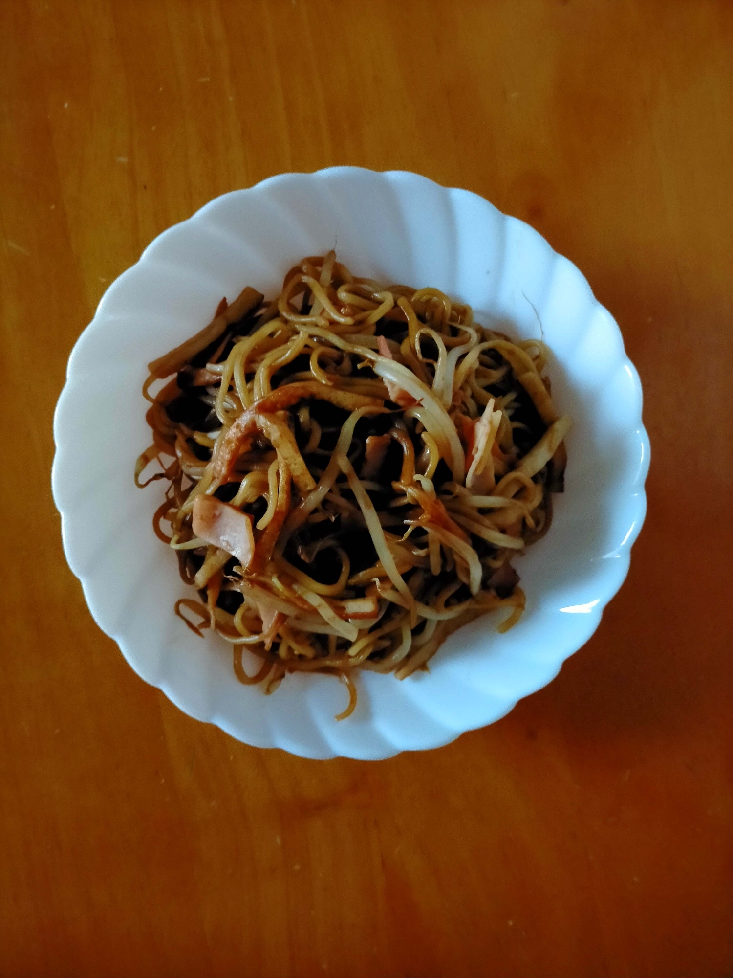 もやしとちくわとハムの焼きそば