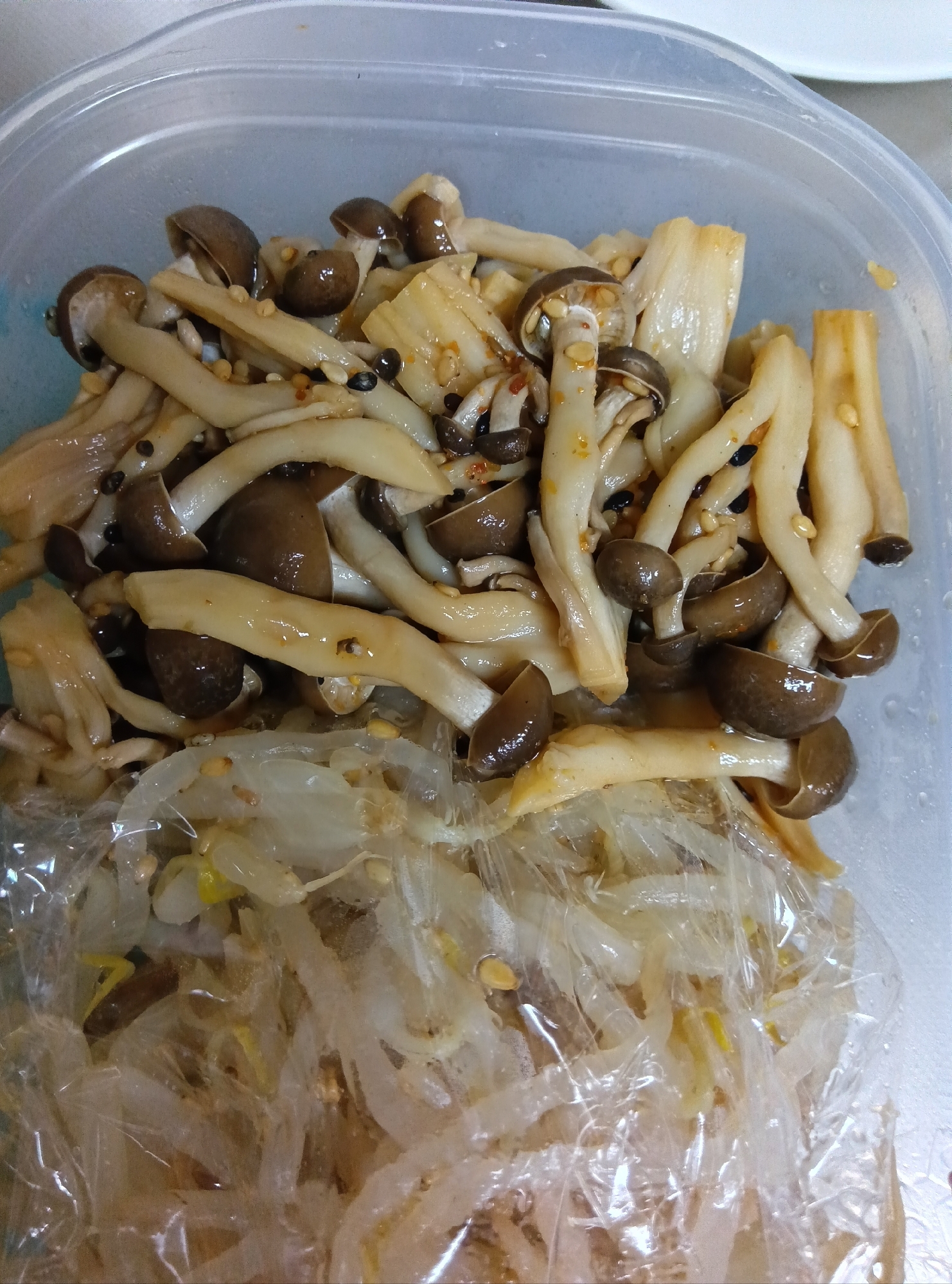しめじの七味酢醤油和え