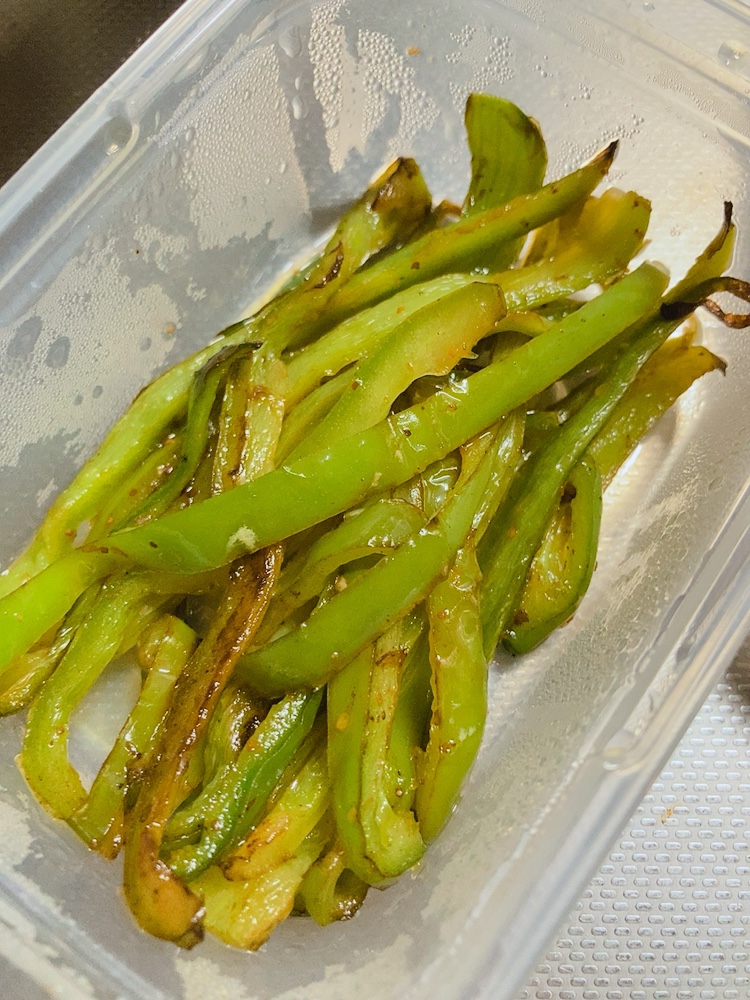 副菜 ピーマンの塩炒め