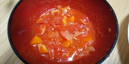 コンソメ無しでもとっても美味しいトマトスープ