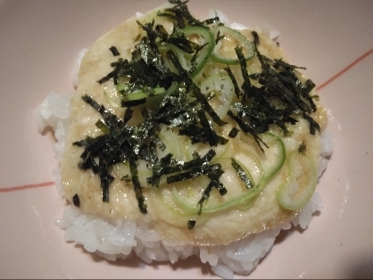 海苔とねぎ香る！とろろご飯！