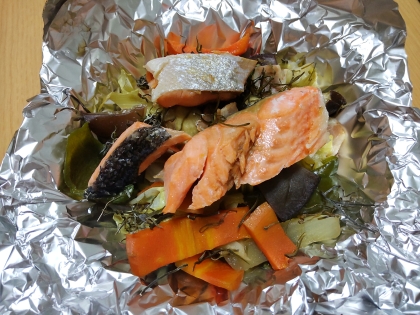 鮭と野菜の蒸し炒め