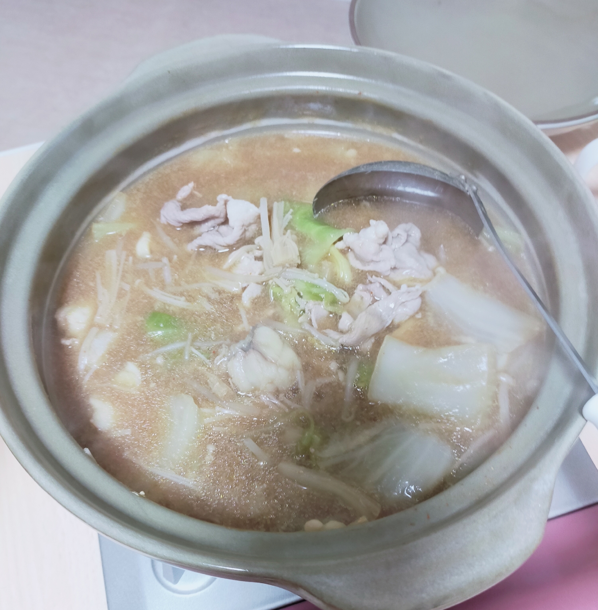 あんこうと豚肉の白菜味噌鍋