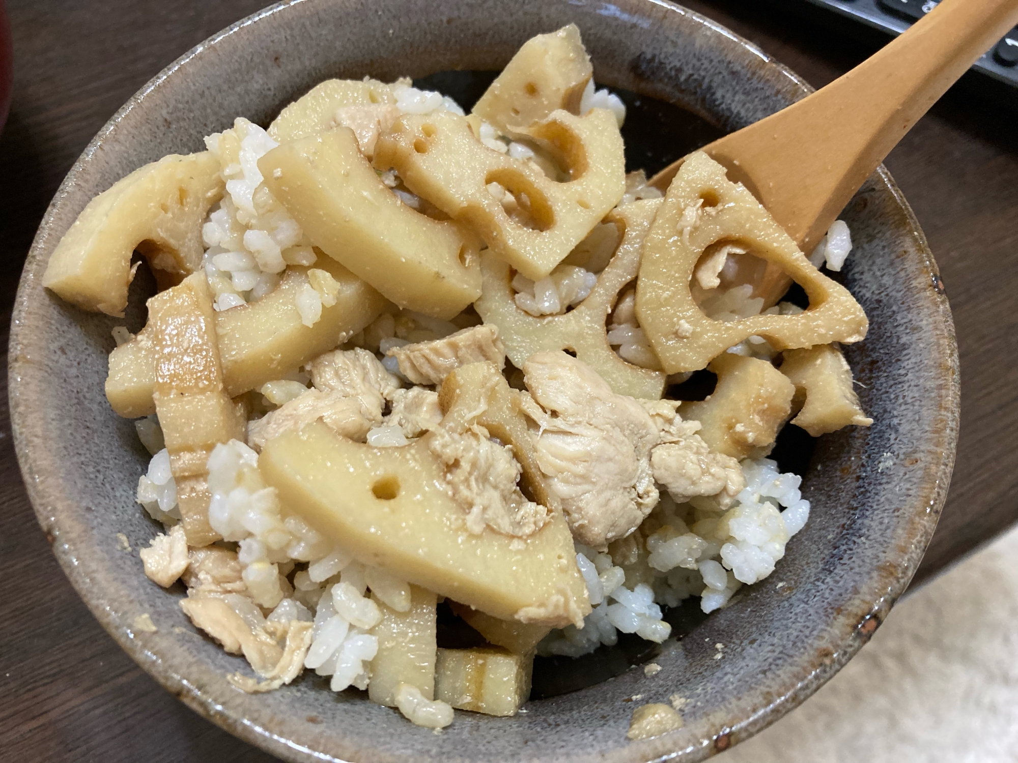 レンコンと鶏肉の混ぜごはん