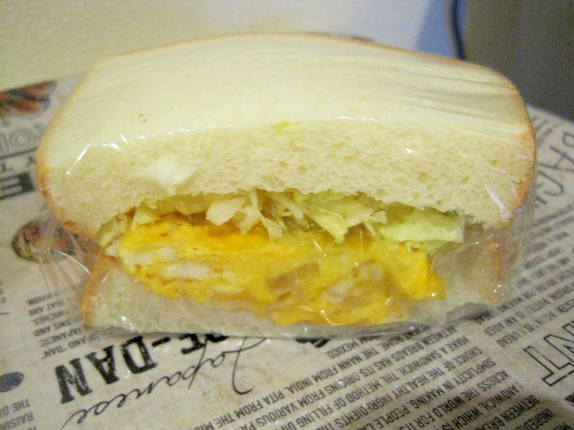 新玉ねぎの厚焼き玉子サンドイッチ