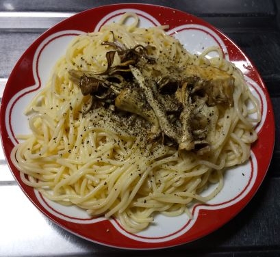 舞茸、香りも食感も良くパスタに合いますね！シャキシャキして美味しかったです！ご馳走さまでした！