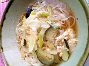 ちょっと寒い日のランチに 温そうめん レシピ 作り方 By おかの29 楽天レシピ