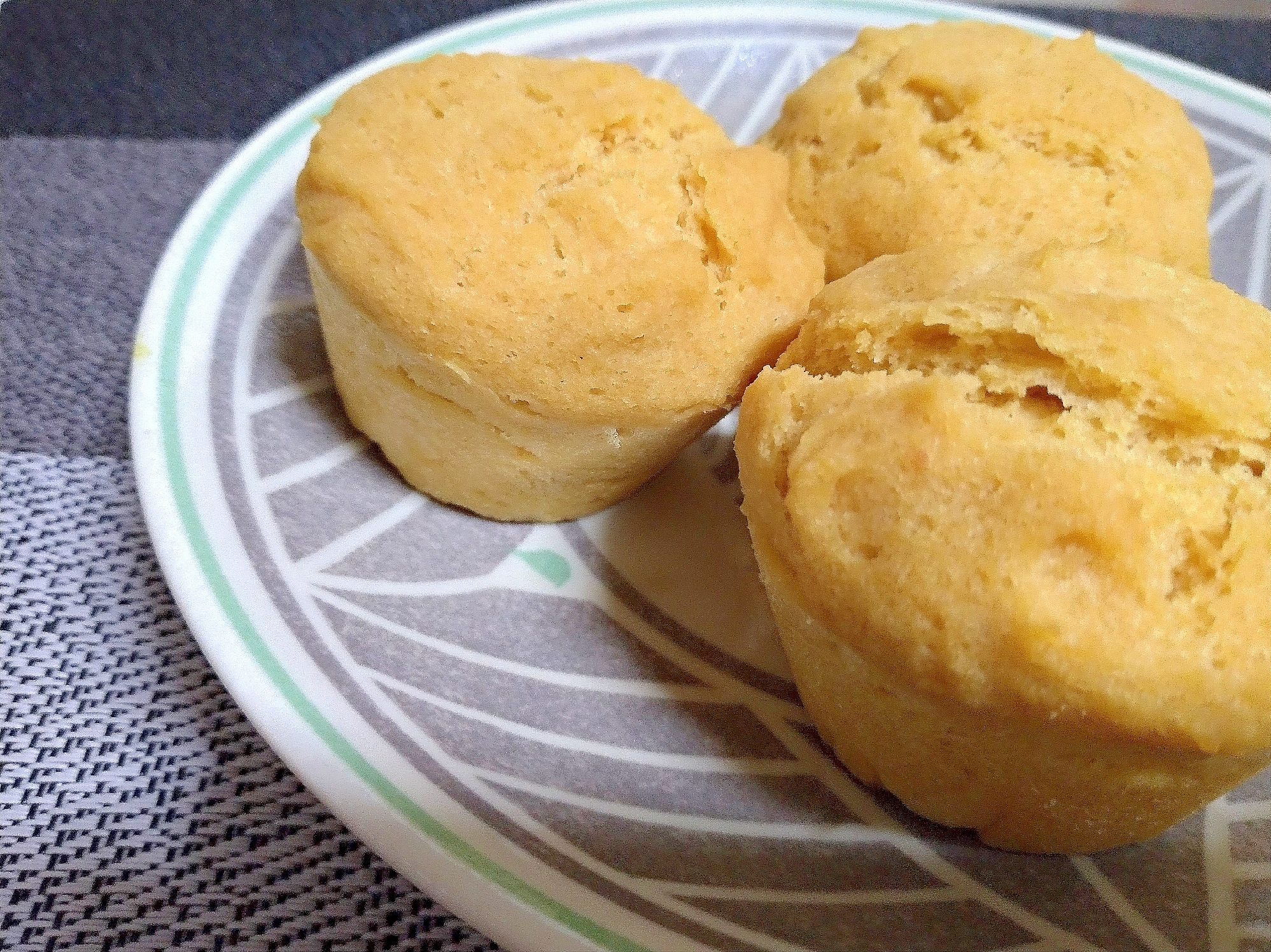 糖質オフ♪ 大豆粉でみそ蒸しパン