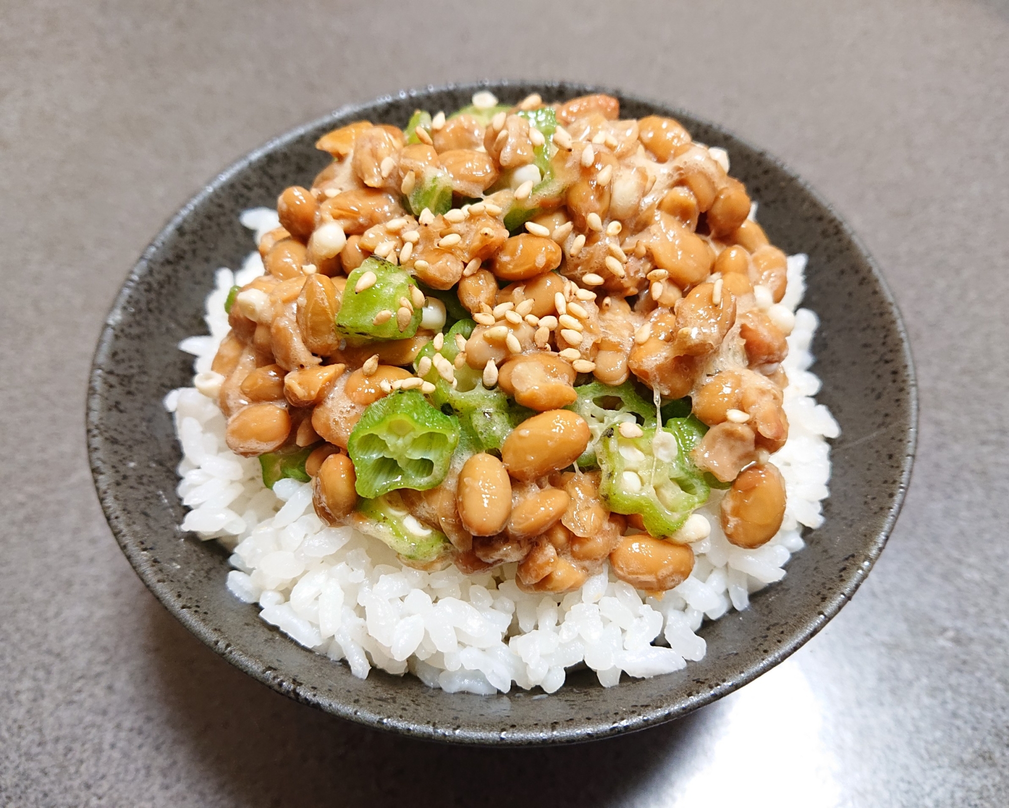 美容飯☆ねばねば美味しいオクラ納豆ご飯