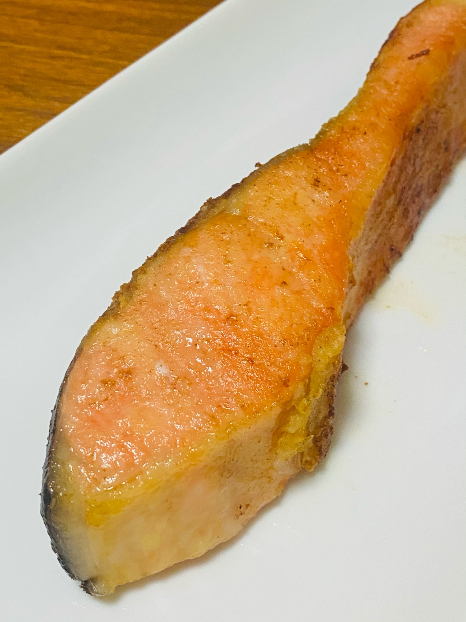 皮がパリパリ♪鮭のバター焼き レシピ・作り方 by も〜も〜 - 楽天レシピ