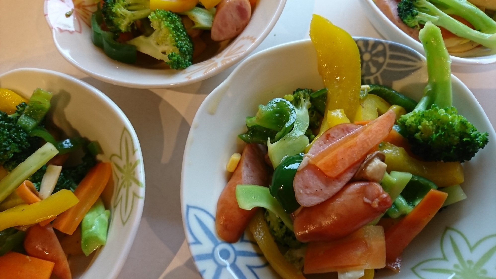 彩り野菜の、カレー風味炒め