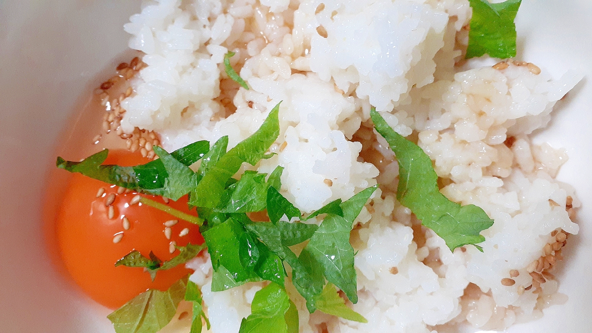 朝からさっばり！大葉と白ごまのTKG