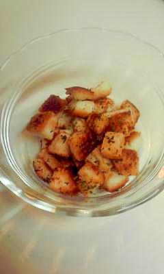 パン耳で★クルトン