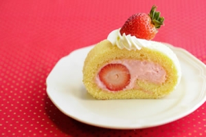 いちごとチーズクリームのクリスマスロールケーキ レシピ 作り方 By Girls Kitchen College 楽天レシピ いちごとチーズクリームのクリスマスロールケーキ レシピ 作り方 By Girls Kitchen College 楽天レシピ